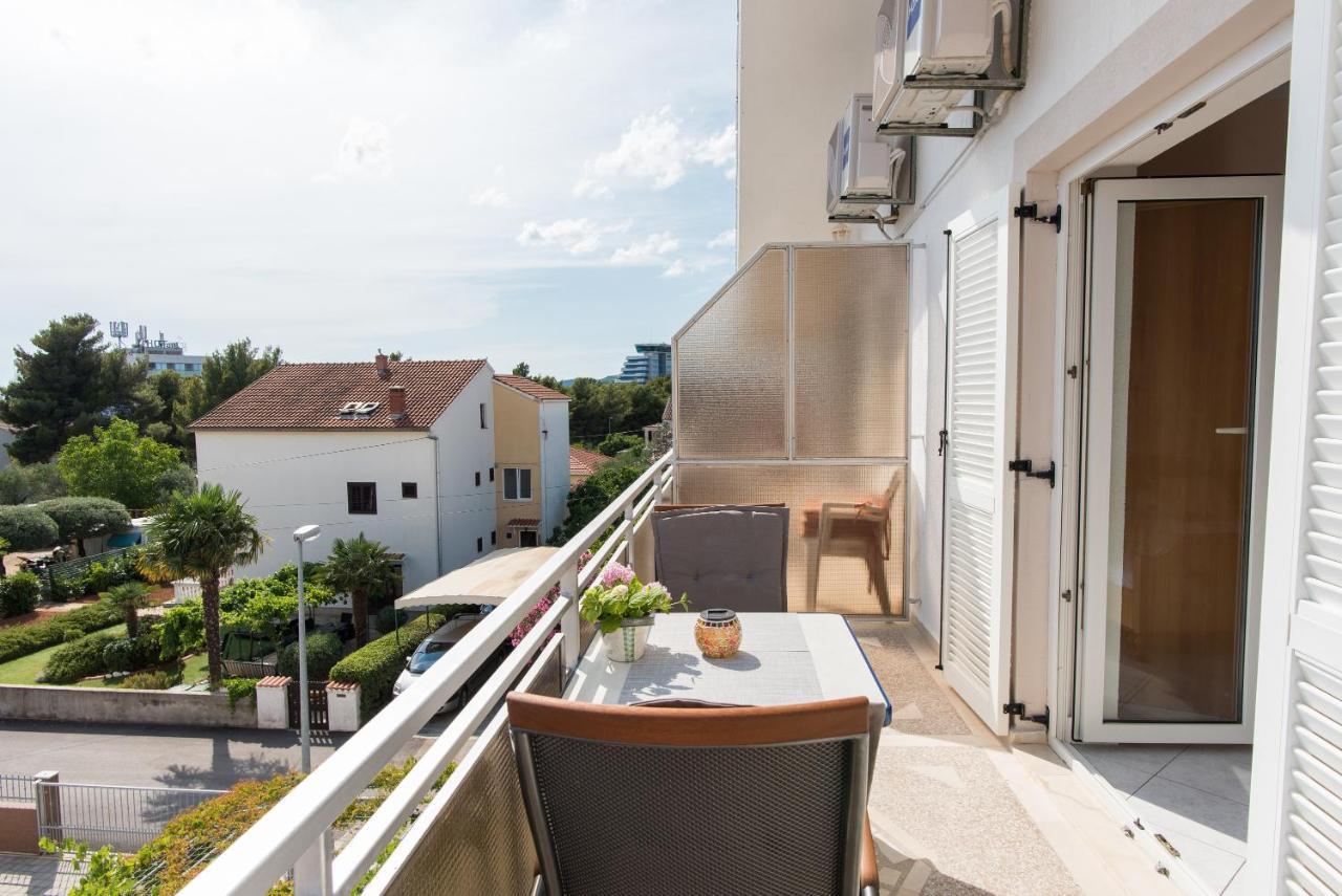 Topic Apartments Vodice Exterior foto